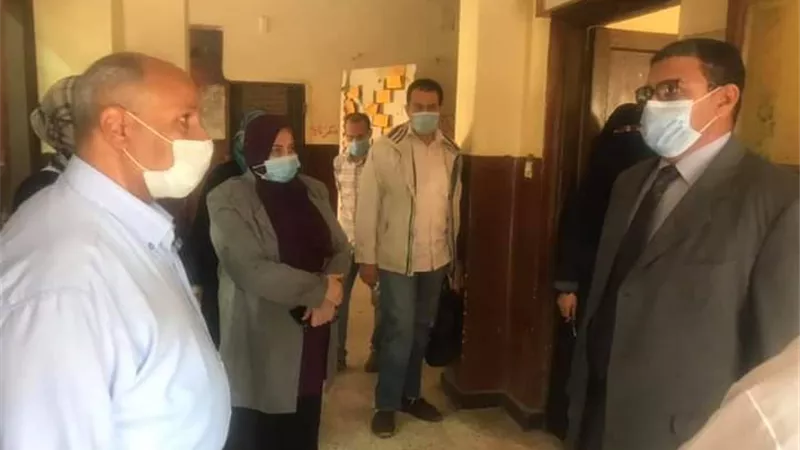 فتح الباب يتفقد سير العملية التعليمية بزيارات مفاجئة لمدارس بنها
