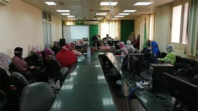 مدير التأمين الصحى يفتتح فعاليات البرنامج التدريبى للتغذية العلاجية بالشرقية