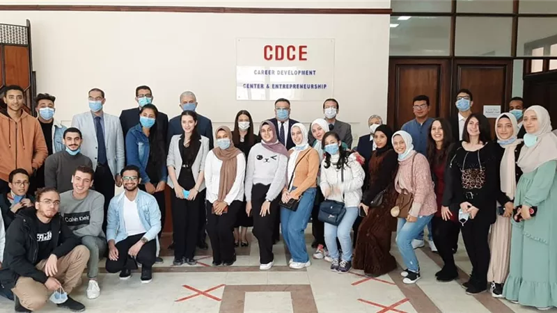 لقاء تعريفى مع الطلاب الفائزين بمنح الوكالة الأمريكية للتنمية الدولية