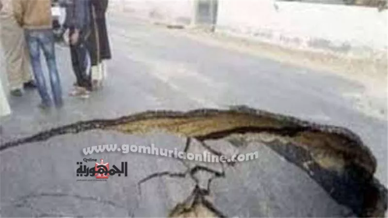 انهيار جزء من الطريق الزراعي الغربي بجرجا أسوان القاهرة