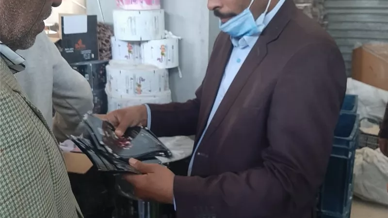 نائب رئيس مدينة ههيا يضبط مصنع لتصنيع صابون مجهول المصدر