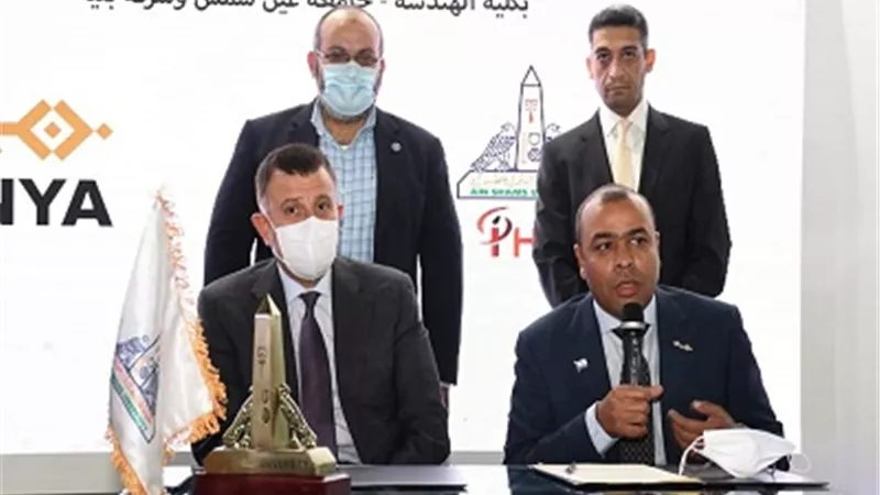بروتوكول تعاون بين مركز الابتكار جامعة عين شمس وشركة فايبر مصر للاتصالات