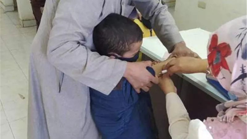 تطعيم 3 الاف مواطنا من لقاح الانفلونزا الرباعية بأسوان