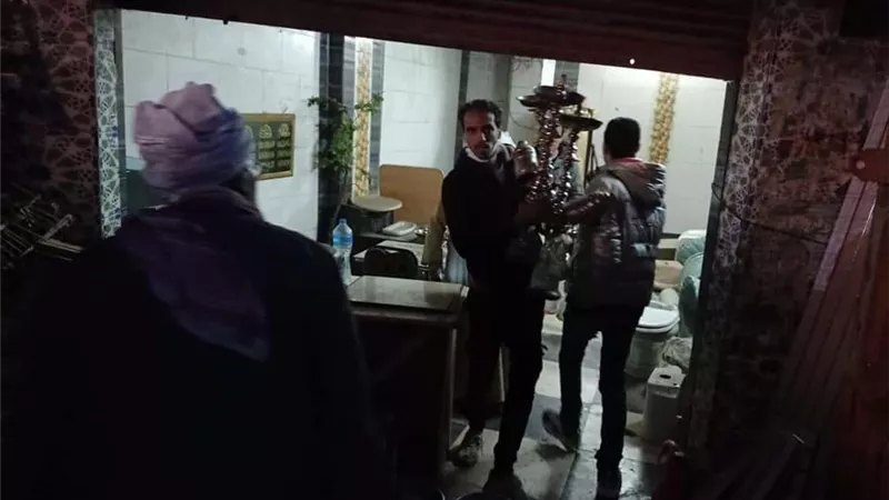 ضبط مقاهي تقدم الشيشة للمواطنين بأوسيم