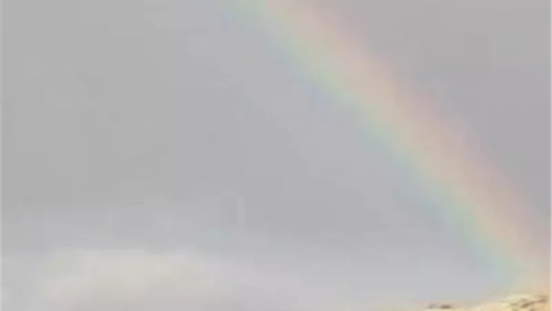قوس قزح يظهر في سماء الإسماعيلية .صور