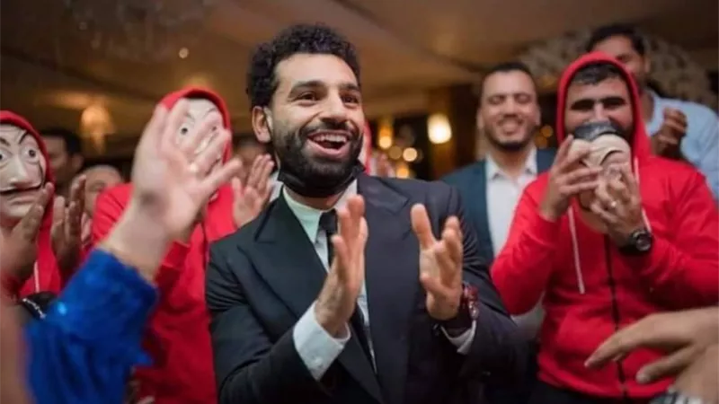 إصابة اثنين من أسرة محمد صلاح بفيروس كورونا