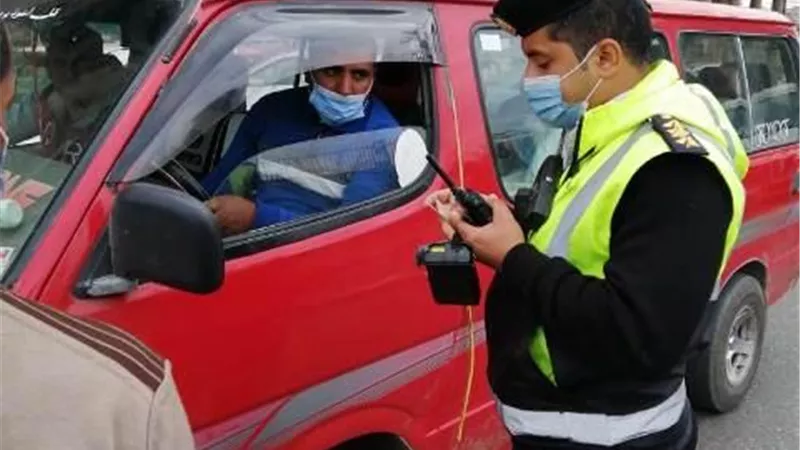 ٤٢٠٠ جنيه غرامات فورية من سائقي الشرقية لعدم ارتدائهم الكمامات