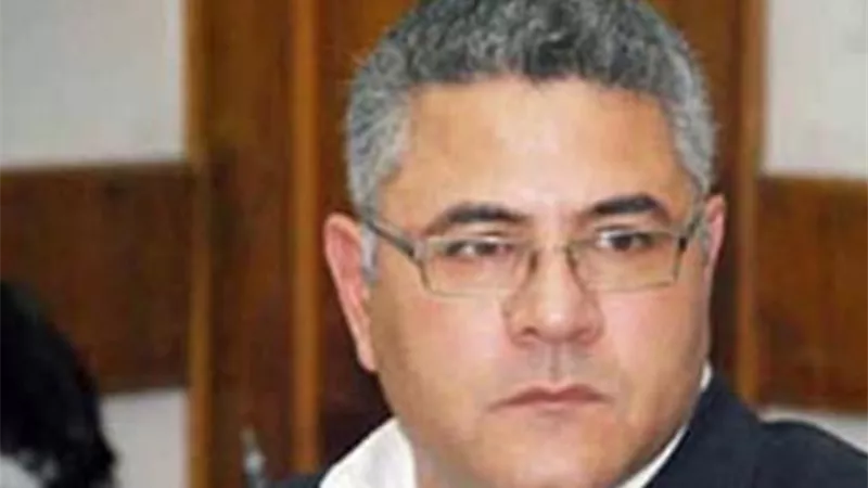 غارق في بئر الخيانة ... رواد السوشيال ميديا يهاجمون الإرهابي جمال عيد .. أحفادك حيقولوا عليك ايه لما يعرفوا سيرتك الكريهة