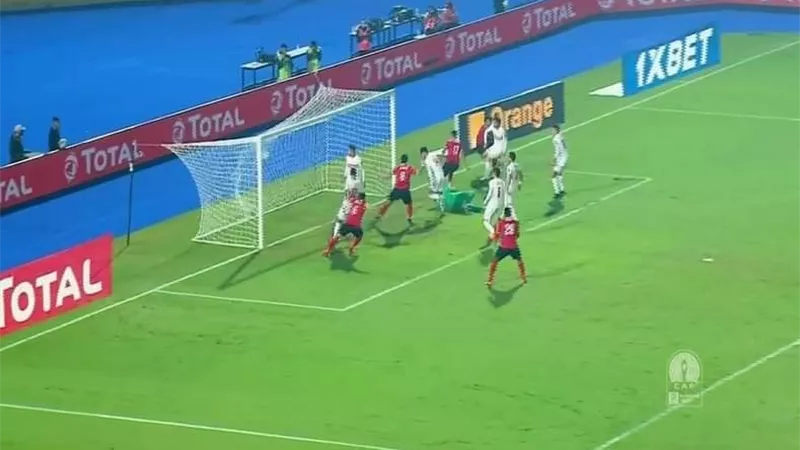 السولية يحرز الهدف الاول للاهلى فى مرمى الزمالك