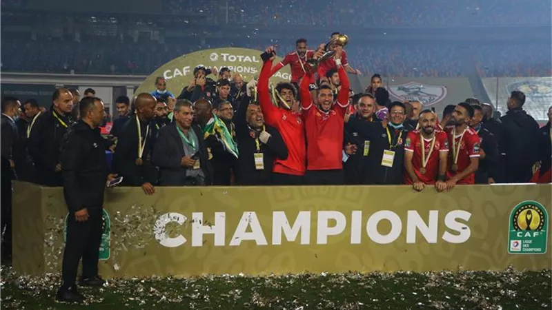 الصحف الفرنسية تشيد بالأهلى بعد الفوز على الزمالك