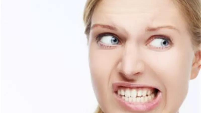احذر ان تكون شخصية تنافسية لهذا السبب... ستتحطم اسنانك