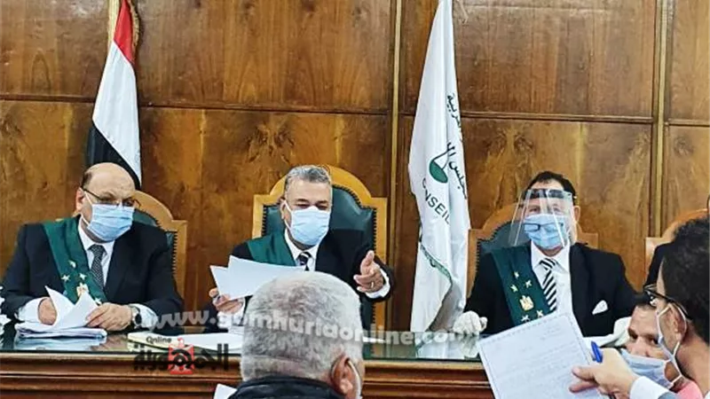 بالفيديو الفصل ل3من كبار الأثريين ووقف رابع سهلوا لألمان الإضرار بالهرم