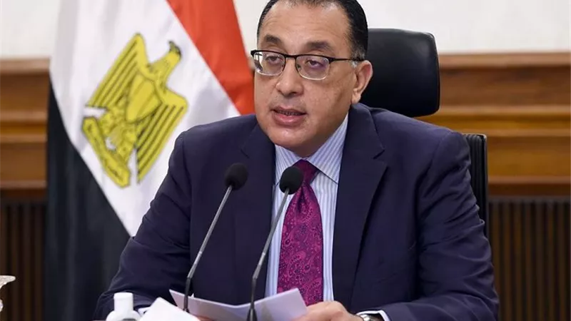 حقيقة تخفيض الحكومة رواتب العاملين بالجهاز الإداري للدولة