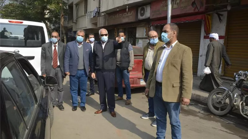 جوله ميدانية لمحافظ الجيزة لمتابعة مشروعات التطوير بالمحاور المرورية