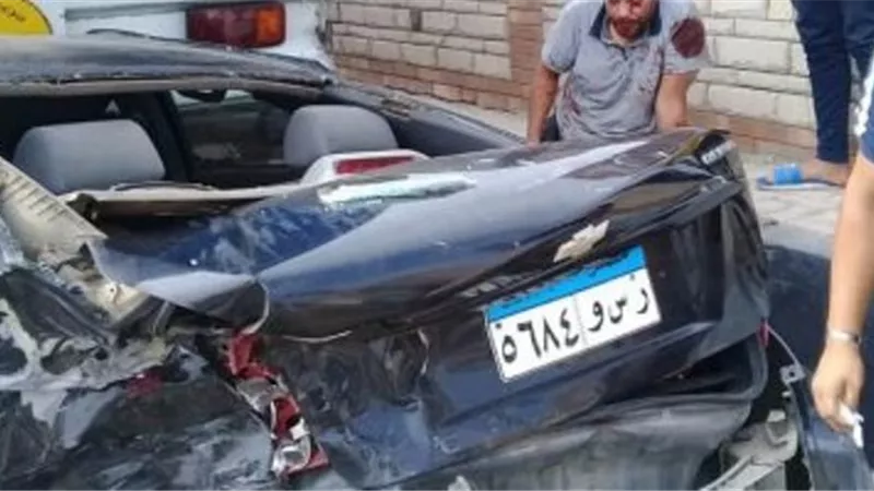 تفاصيل إصابة شخصين فى حادث تصادم سيارات بالشرقية