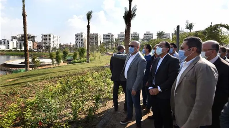 رئيس الوزراء: تطوير سُور مجرى العيون وبُحيرة عين الصيرة ضمن خطة متكاملة لإعادة الوجه الحضاري والتاريخي للقاهرة التراثية