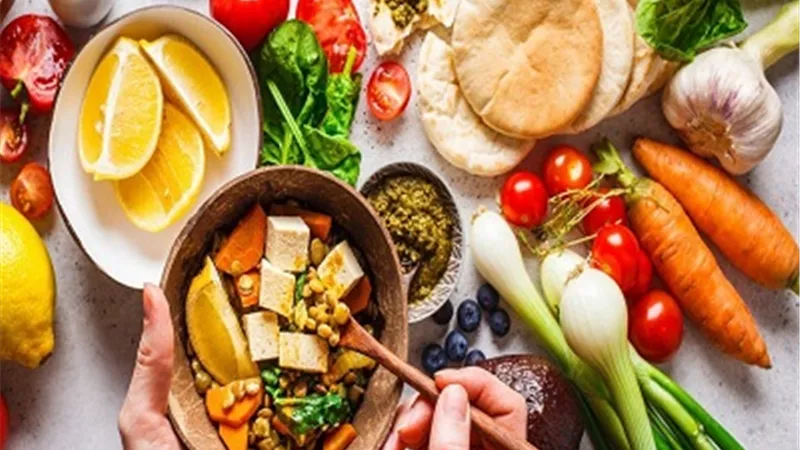 خمسة أطعمة مفيدة لمرضي حمى البحر المتوسط