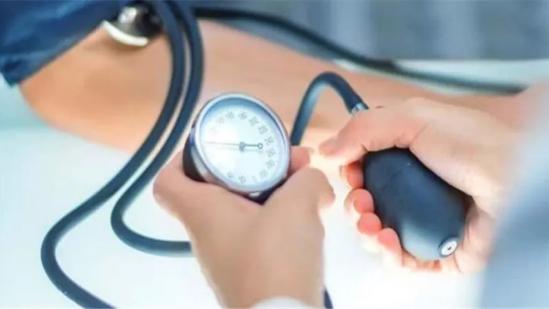 تعرف على أفضل الطرق للحفاظ على ضغط الدم ومخاطر ارتفاعه