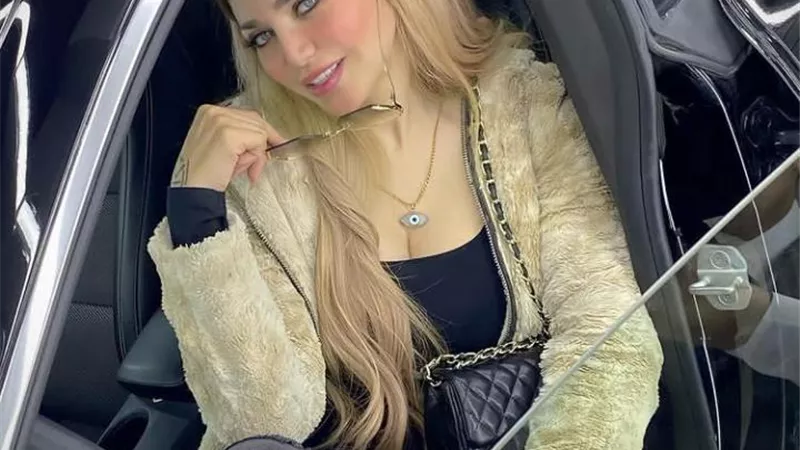 شاهد .. ياسمين الخطيب تشارك جمهورها إطلالة رقيقة ..صور