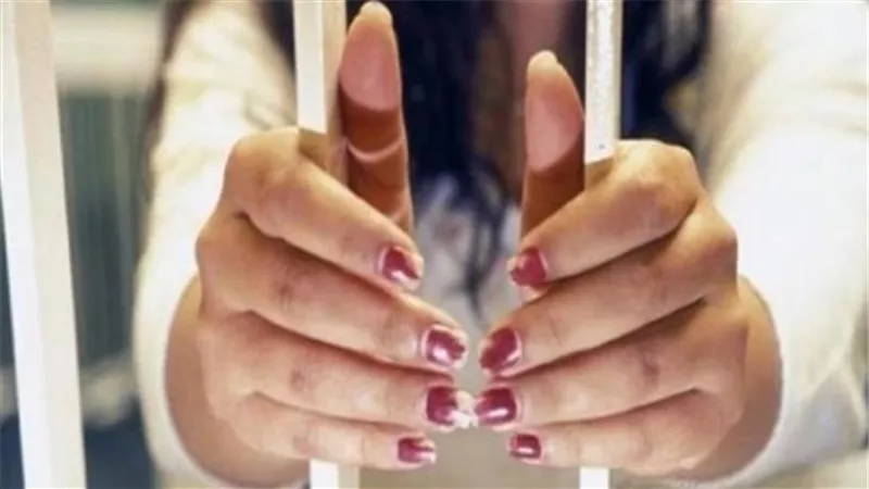 مباحث الأداب تكشف تفاصيل عرض فتاة نفسها للزواج العرفي على «فيس بوك» مقابل مبالغ مالية