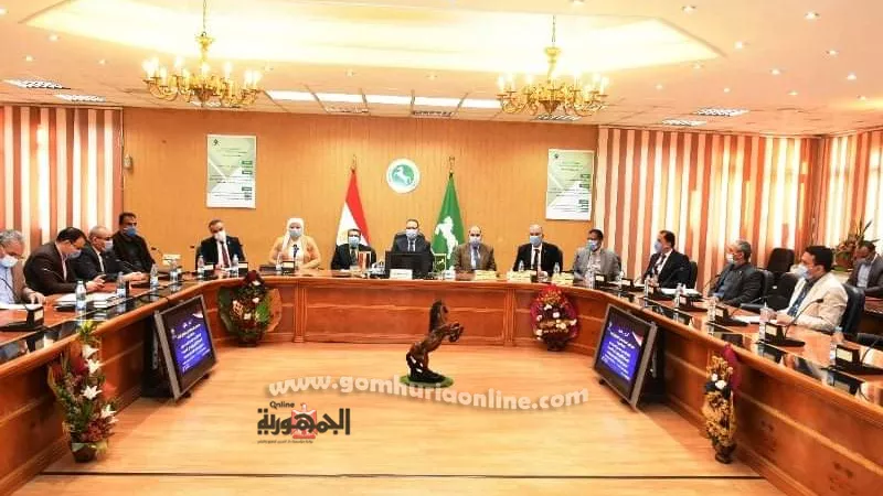 غراب يُشارك في اللقاء التوعوى حول الإصلاح الإدارى ودوره في التنمية وتقديم أفضل الخدمات للمواطنين