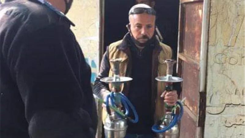 مصادرة ٥١ شيشة من كافتيريات مخالفة للإجراءات الاحترازية والوقائية بديرب نجم وابوحماد