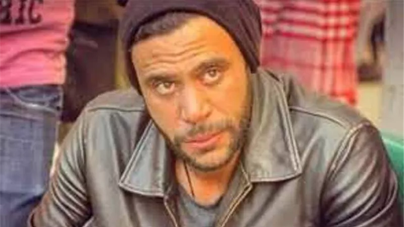 أزمة تواجه محمد عادل إمام بسبب إسم مسلسله الجديد