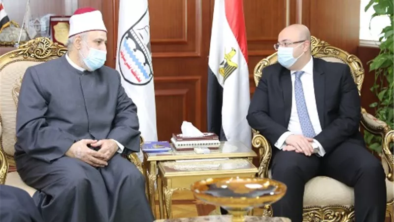 محافظ بني سويف يستقبل وكيل الأزهر الشريف