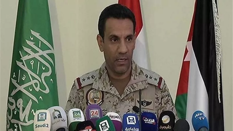 المليشيات الحوثية تطلق صاروخا بالستيا فى محافظة صعدة باليمن