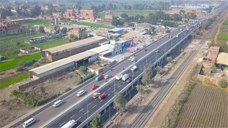 وزير النقل ومحافظ القليوبية يشهدان التشغيل التجريبي لكوبري قلما العلوي بطريق القاهرة / إسكندرية الزراعي.صور