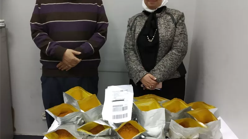ضبط محاولة تهريب ( استروكس) بجمارك الطرود البريدية بالقاهرة