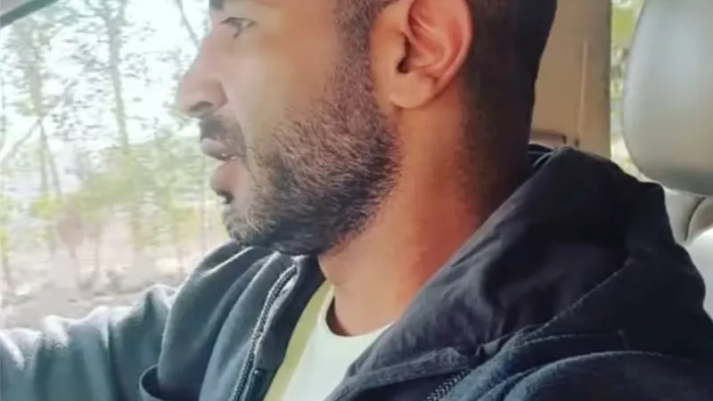 من داخل سيارته.. أحمد سعد يؤدى التواشيح الدينية بأحدث ظهور.. فيديو