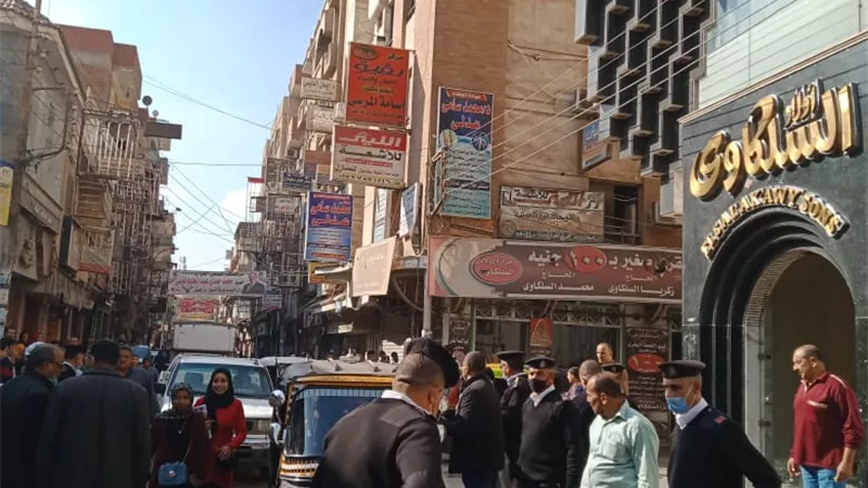 حملات لرفع الاشغالات بشوارع مدينة قويسنا .. وازالة التعديات على الاراضى الزراعية فى تلا و شبين الكوم