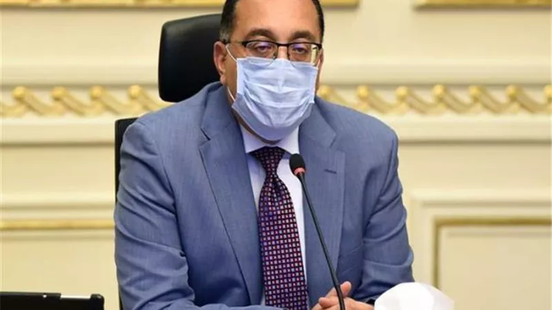 رئيس الوزراء يوجه بضرورة المتابعة المستمرة لتأمين المخزون الاستراتيجى من السلع