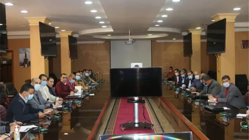 السكرتير العام لكفر الشيخ يتابع إنشاء البنية التحتية بنطاق المحافظة.. بالصور