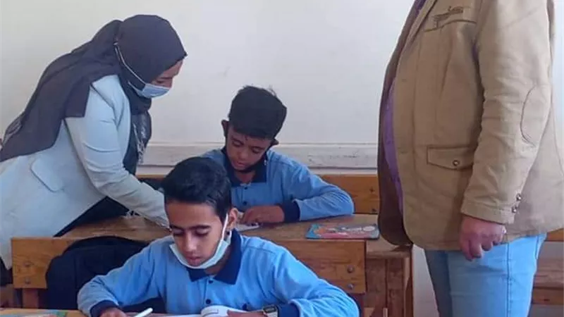 تعليم القليوبية تواصل جولاتها لمتابعة انضباط المدارس وإجراءات مواجهة كورونا