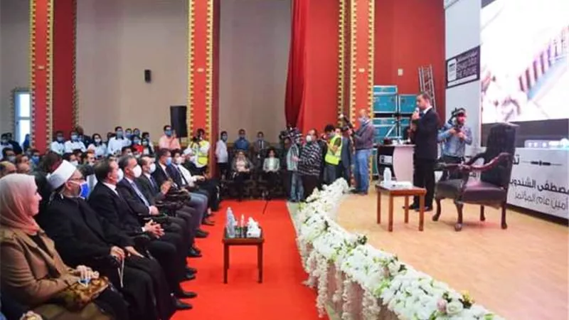 رئيس الجامعة يشارك بالجلسة الحوارية بمؤتمر سوهاج المستقبل..بالصور
