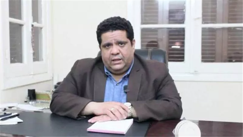 عميد 
