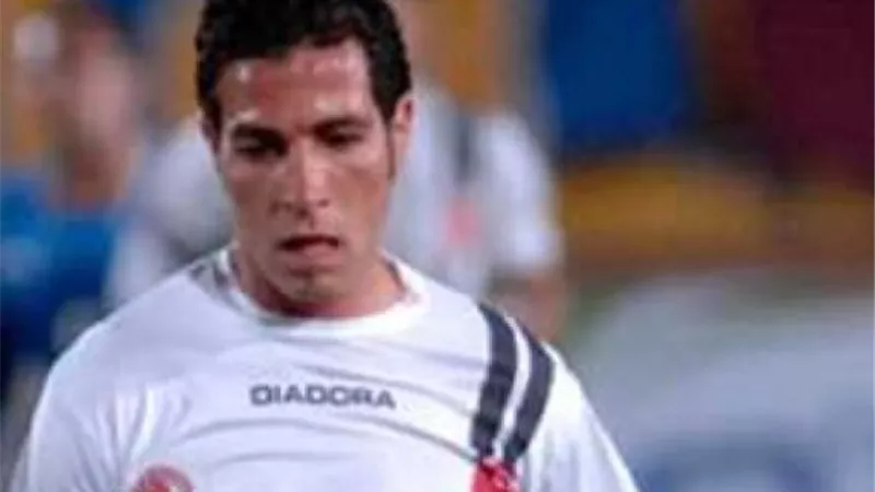 وفاة لاعب بتروجت والشرطة السابق فى الملعب
