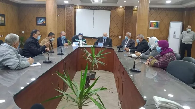 وكيل وزارة التعليم بالقليوبية : الإلتزام بالحيدة والشفافية ولا مجال للوساطة والمجاملات