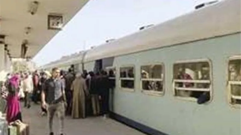 إصابة طالب ببتر وكسر بالجمجمة بمحطة القطار بالدقهلية