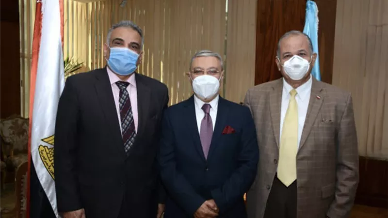 رئيس جامعة طنطا الأسبق يهنئ د محمود ذكى لتعينة رئيسا للجامعة