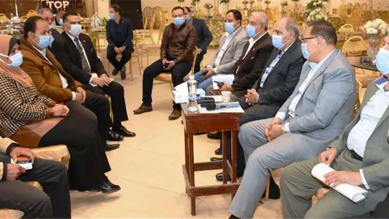 غراب: لن اقبل اي تخاذل او تقاعس فى ملف تقنين أراضى أملاك الدولة