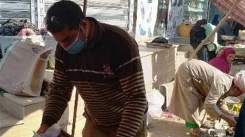 إغلاق 6 منشآت غذائية وإعدام طن أغذية فاسدة بالشرقية