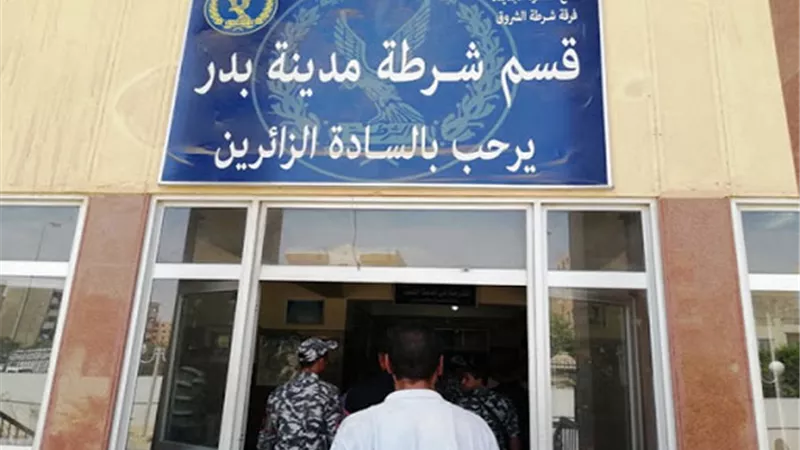 تفاصيل القبض على عصابة لتدوير النفايات الخطرة فى مدينة بدر بتعاون الأهالى مع الشرطة.. بالصور والمستندات