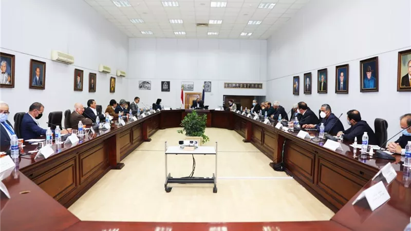 وزير السياحة والآثار يجتمع مع ممثلي قطاع السياحة الخاص لمناقشة آليات عمل الفترة المقبلة