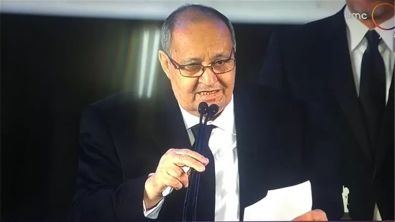 أحمد موسى يهنىء وحيد حامد على تكريمه بمهرجان القاهرة: «نجيب محفوظ السينما».. فيديو