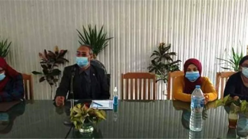 زراعة الشرقية تنفذ ندوة عن الأنفلونزا والأعراض المشتركة بينها وبين كورونا.. بالصور