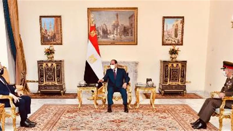 الرئيس السيسي يستقبل وزير دفاع اليونان.. ويشيد بمستوى التعاون العسكري والتدريبات المشتركة بين البلدين