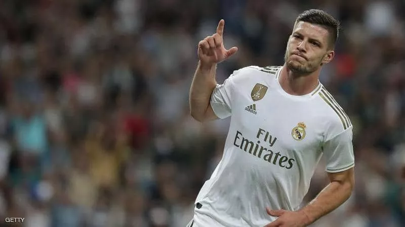 ريال مدريد يعلن تعافى مهاجمه من فيروس كورونا